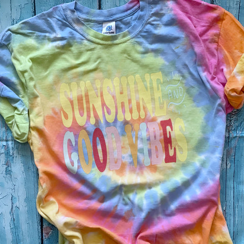 Size Large: Sunshine And Good Vibes