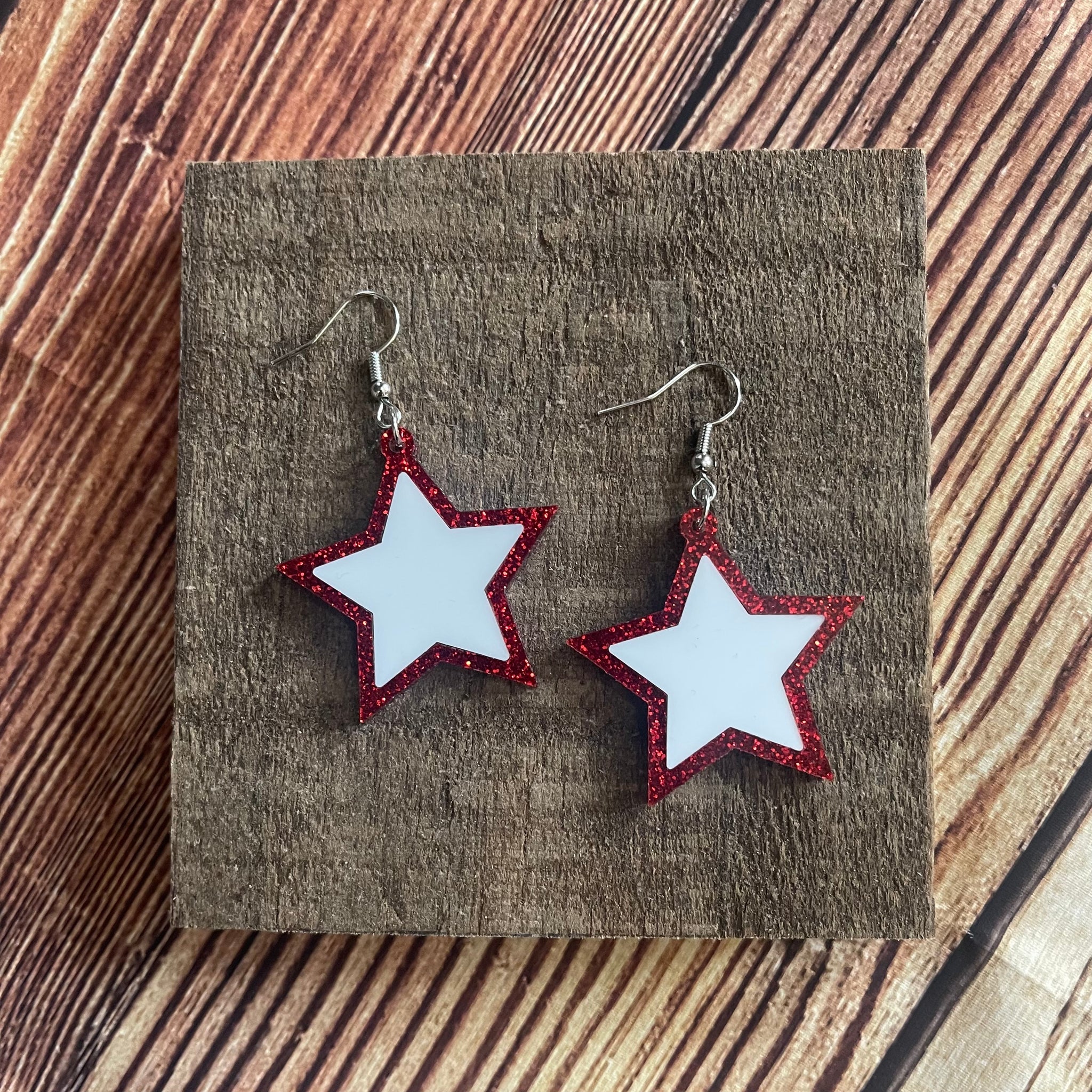 1.5" Star Inlay Earrings (Red Glitter/White)