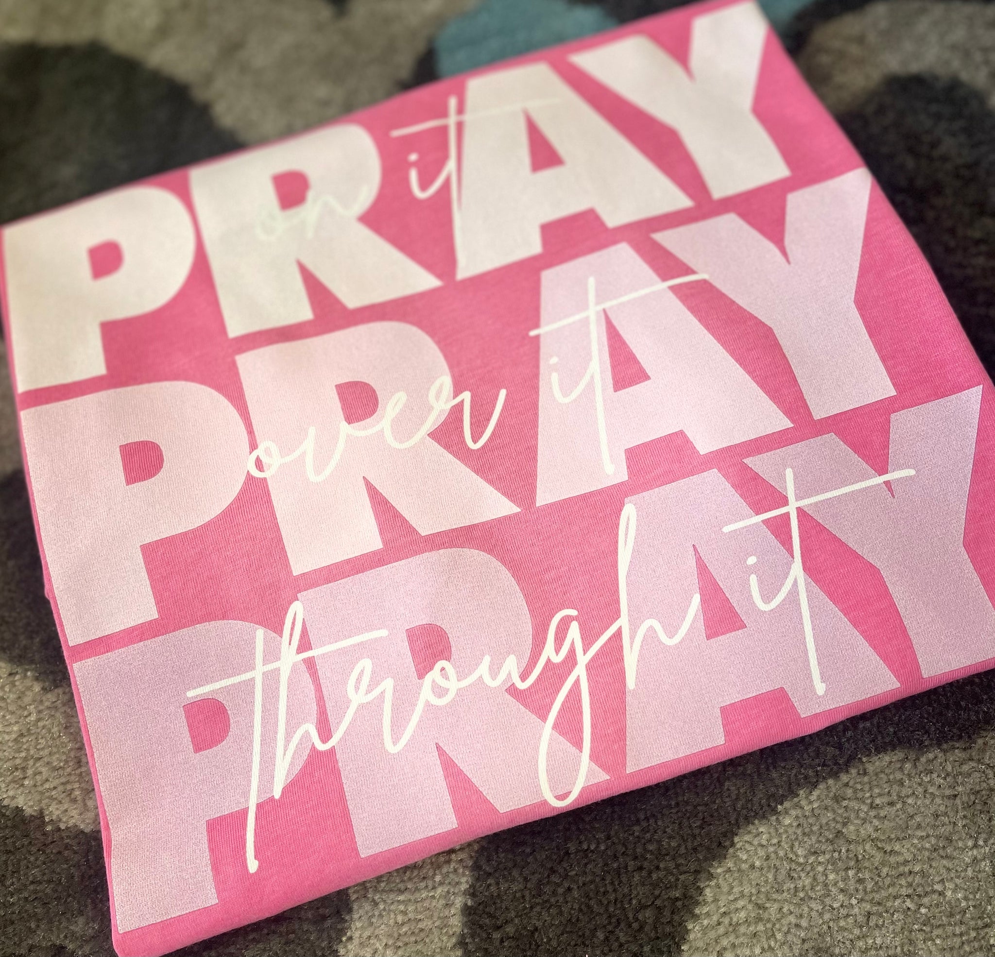 Pray (Pink)